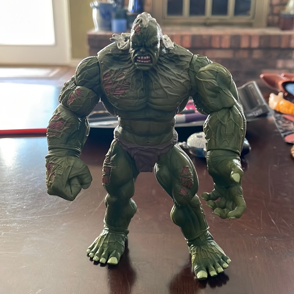 Marvel Legends The End Hulk Fin Fang Foom